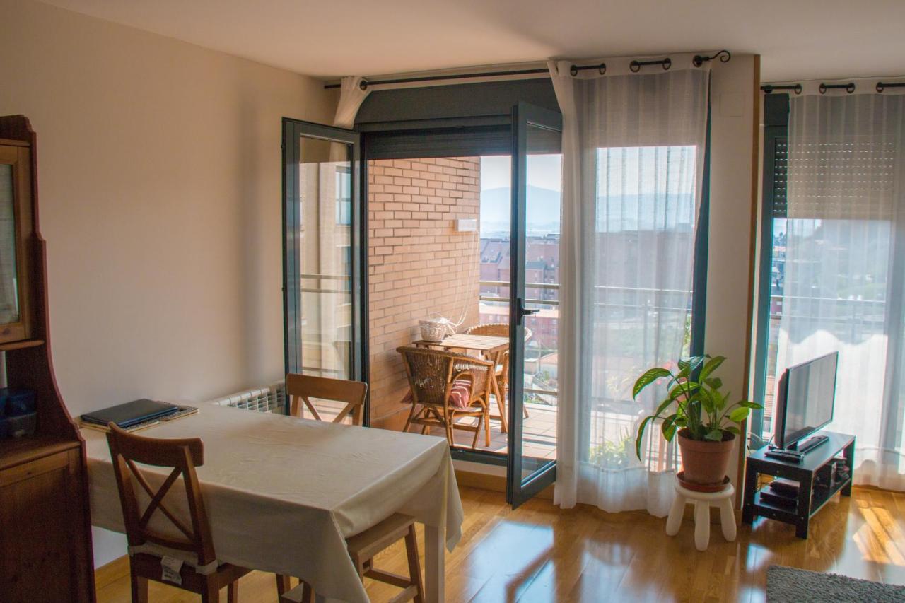 Piso Con Vistas En Urbanizacion Con Piscina Santander Eksteriør billede